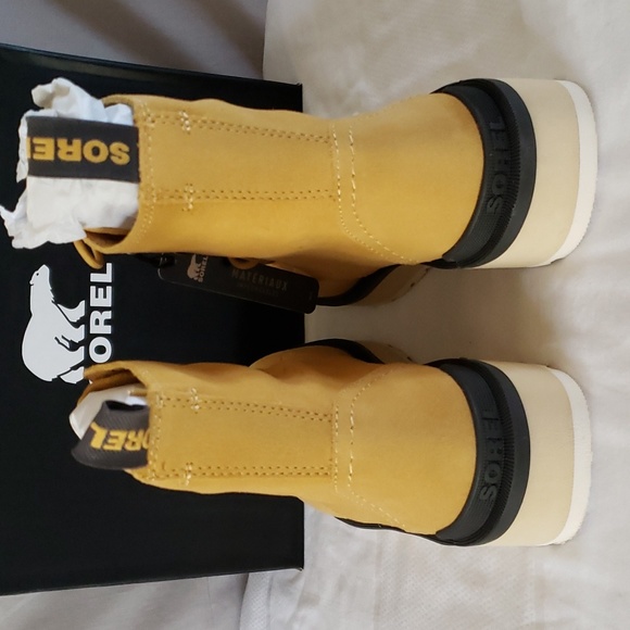 NEW Sorel Hi-Line Lace-Up Boots - Picture 7 of 13